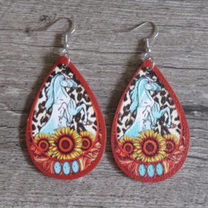 NWOT Faux Leather Horse & Sunflower EARRINGS Pierced (K215)